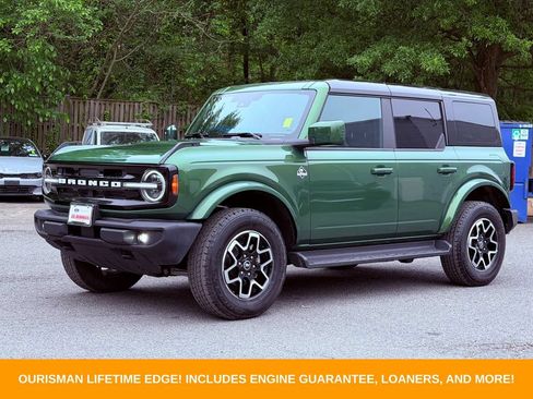Used 2025 Ford Bronco Outer Banks AWD/4WD image 3