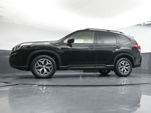 Used 2020 Subaru Forester Premium image 29