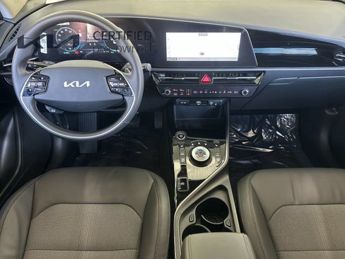 Certified 2023 Kia Niro Wind FWD image 14
