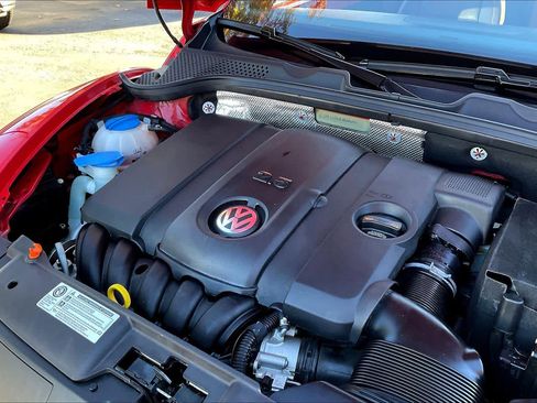 Used 2014 Volkswagen Beetle 2.5 image 32