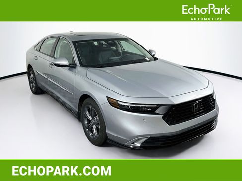 Used 2025 Honda Accord EX-L image 1