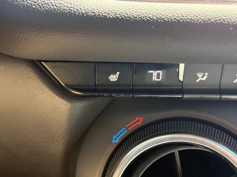 Used 2021 Chevrolet Blazer LT AWD/4WD image 44