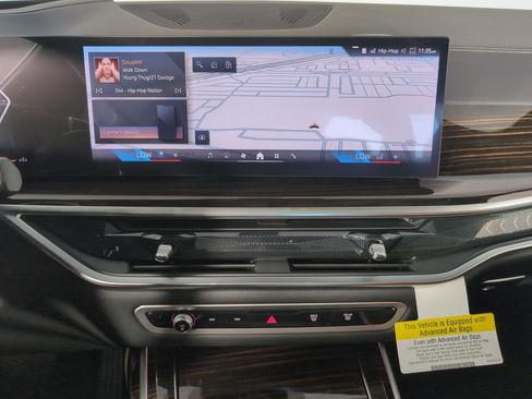 New 2026 BMW X7 xDrive40i w/ Executive Package image 24