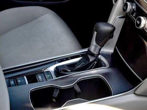 Used 2022 Honda Accord LX image 20