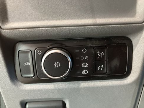 Used 2023 Ford F150 XLT w/ XTR Package image 13