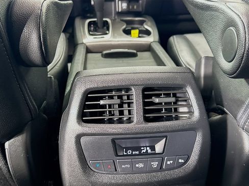 Used 2017 Honda Pilot EX-L image 31