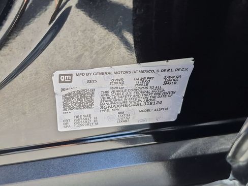 Used 2025 Chevrolet Equinox LT FWD image 36