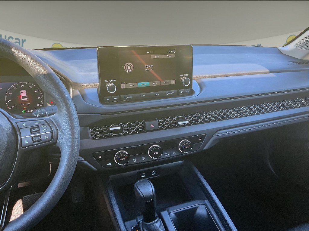 Used 2025 Honda Accord SE image 18