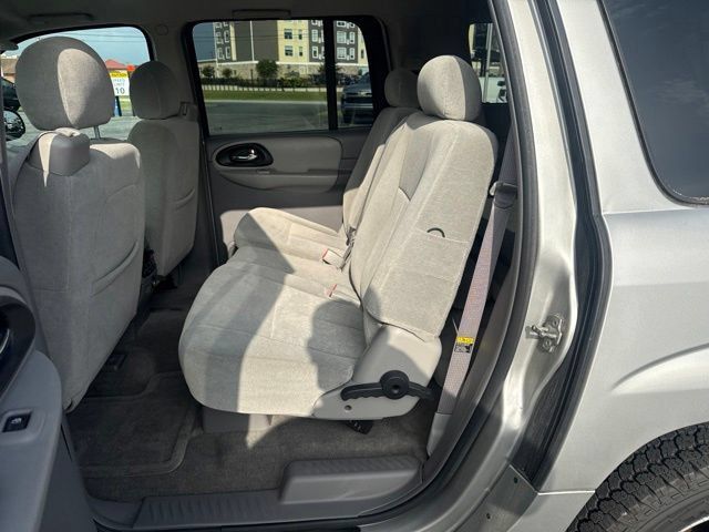 Used 2005 Chevrolet TrailBlazer LT w/ LT Package 1 AWD/4WD image 8