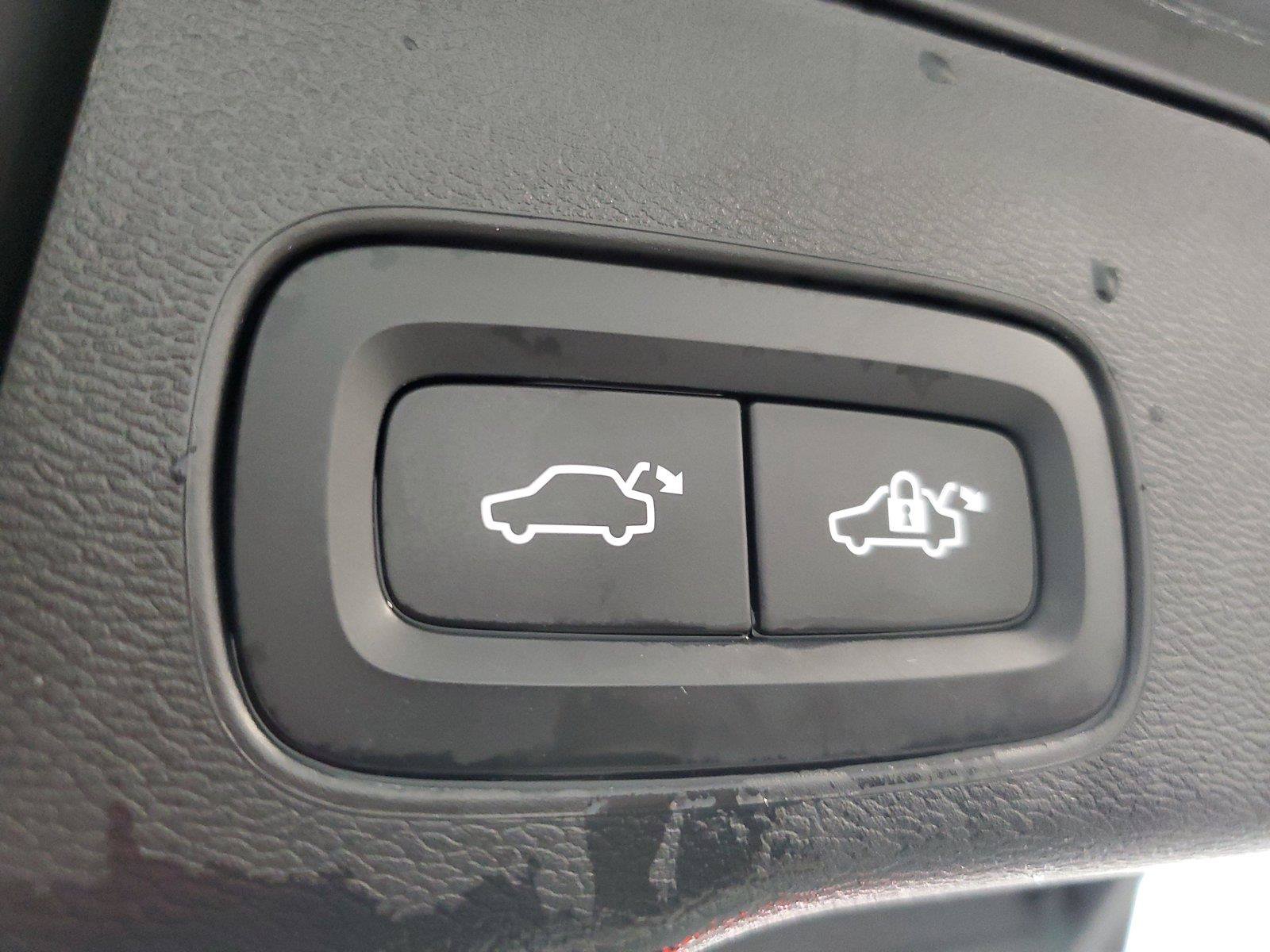 Used 2019 Volvo XC60 T5 Inscription AWD/4WD image 10
