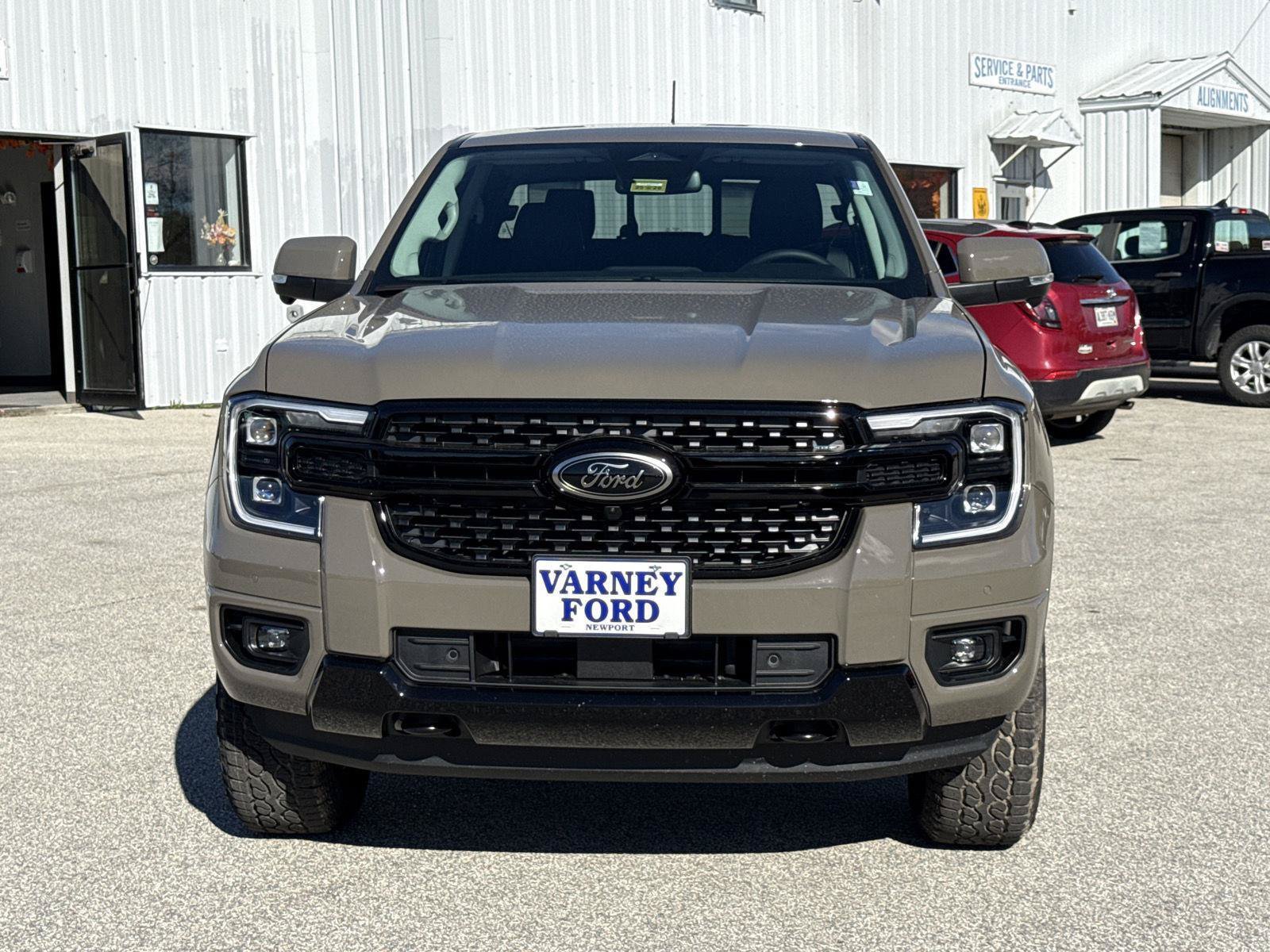 New 2025 Ford Ranger Lariat w/ Black Appearance Package AWD/4WD image 2