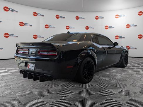 Used 2022 Dodge Challenger SRT Hellcat RWD image 5