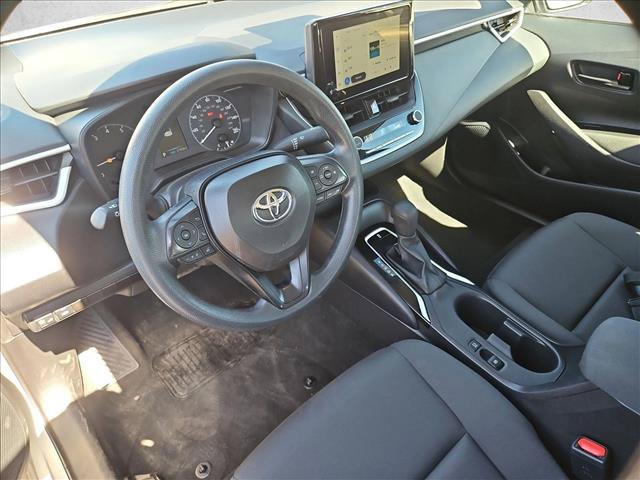 Used 2025 Toyota Corolla LE FWD image 12