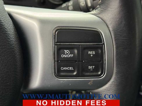 Used 2017 Jeep Wrangler Unlimited Rubicon image 39