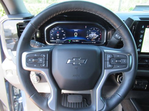 Used 2025 Chevrolet Silverado 2500 LTZ w/ Trail Boss Package AWD/4WD image 23