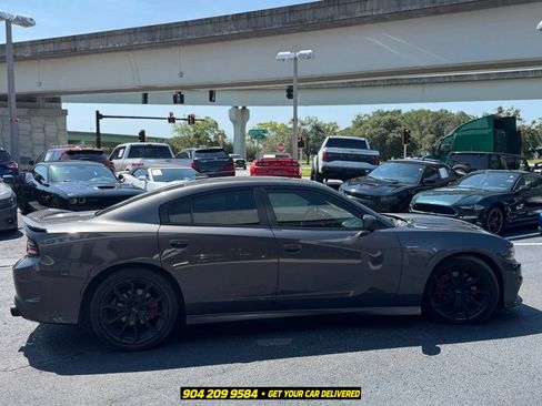 Used 2020 Dodge Charger R/T w/ Plus Group RWD image 7
