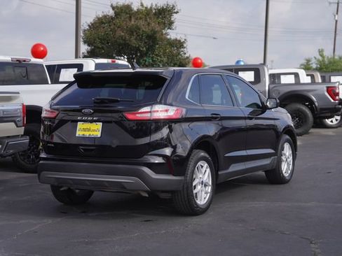 Used 2021 Ford Edge SEL w/ Convenience Package image 6