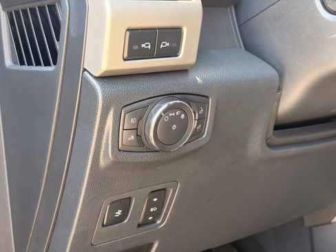 Certified 2022 Ford F250 Lariat w/ Lariat Ultimate Package AWD/4WD image 20