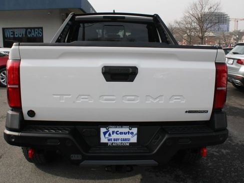 Used 2025 Toyota Tacoma Trailhunter image 6