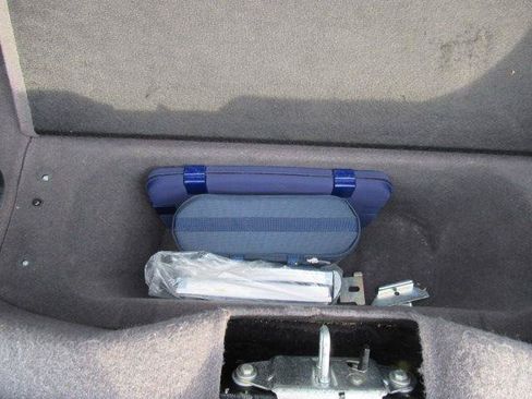 Used 2014 Maserati GranTurismo Sport RWD image 44