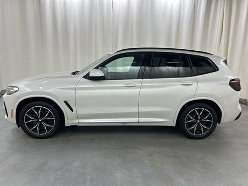 Used 2022 BMW X3 xDrive30i w/ M Sport Package image 3