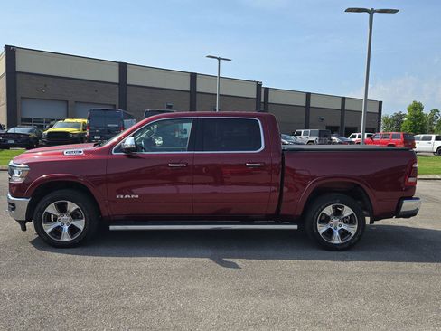 Used 2022 RAM 1500 Laramie AWD/4WD image 4