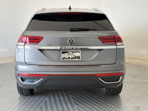 Used 2021 Volkswagen Atlas Cross Sport SE AWD/4WD image 10