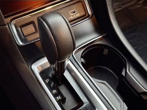 Used 2023 Subaru Ascent Limited image 16