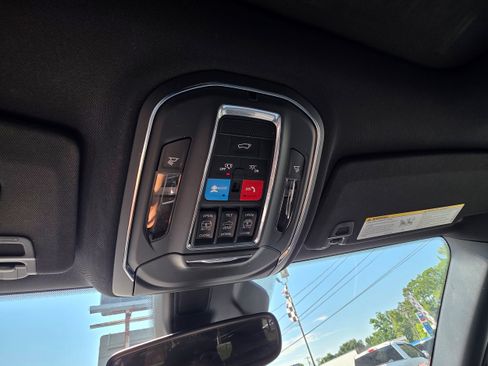 Used 2024 Jeep Grand Cherokee Limited RWD image 19