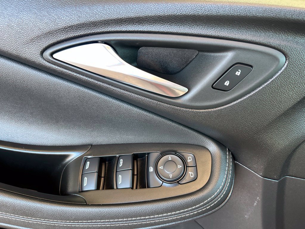 Used 2024 Buick Encore GX Preferred FWD image 23