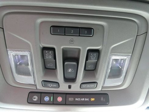 Certified 2019 Chevrolet Silverado 1500 RST image 28