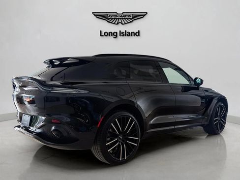 Used 2024 Aston Martin DBX image 6