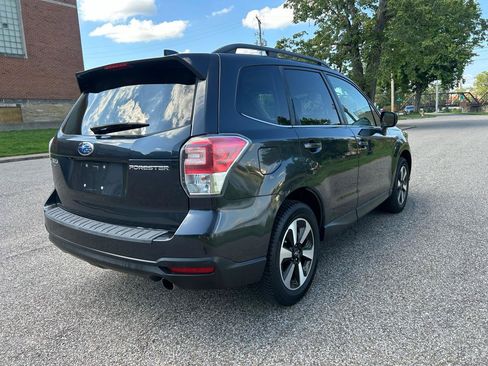 Used 2018 Subaru Forester 2.5i Limited AWD/4WD image 5