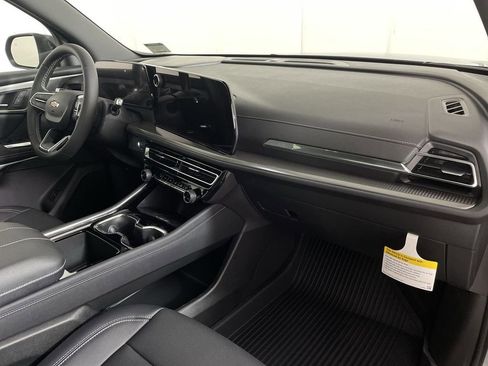 New 2026 Chevrolet Traverse LT w/ Sun and Wheel Package image 29