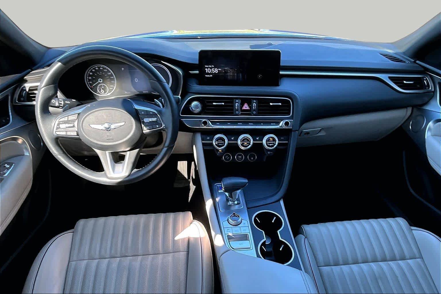 Used 2022 Genesis G70 2.0T w/ Prestige Package RWD image 15