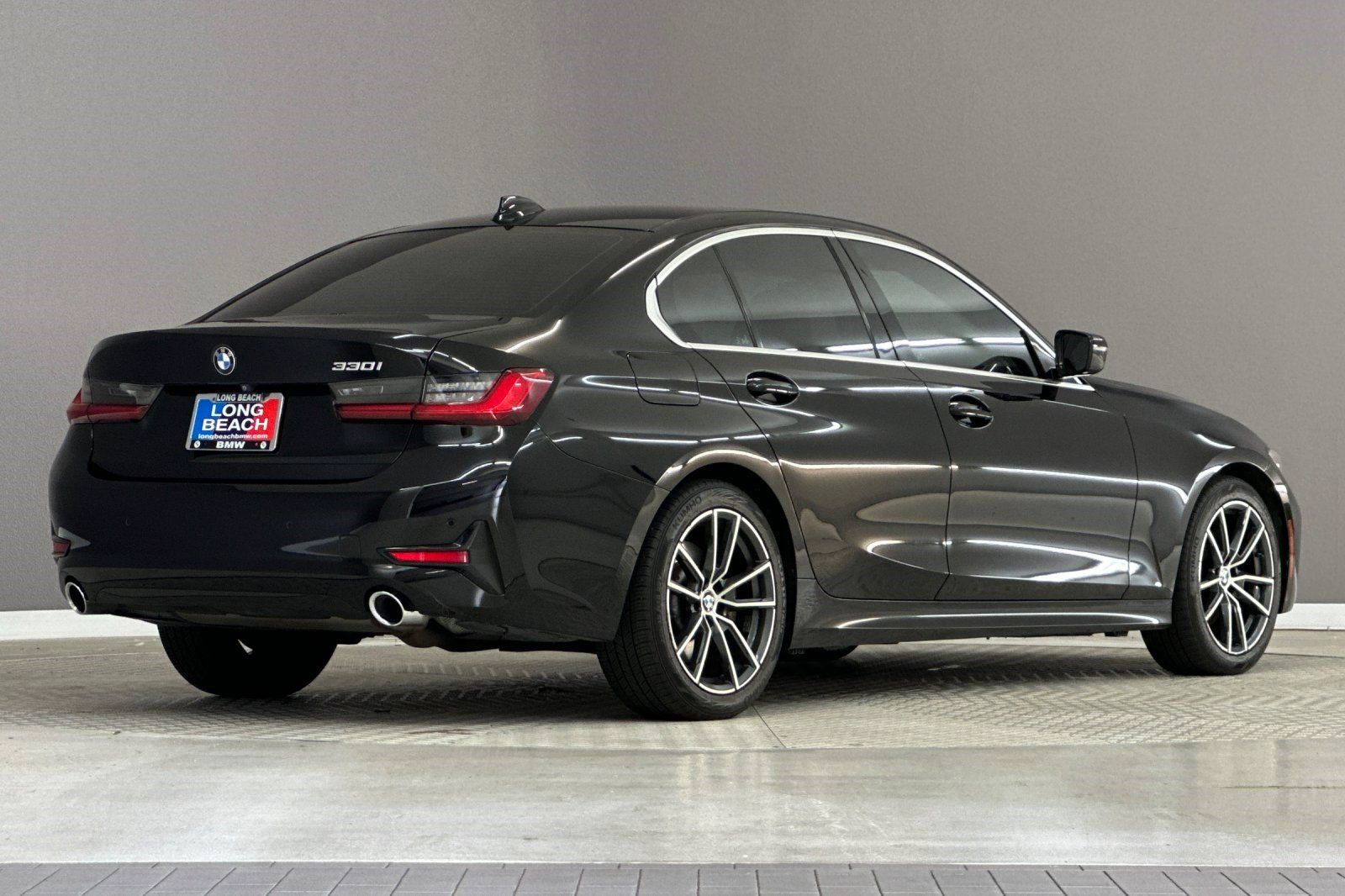 Used 2019 BMW 330i Sedan w/ Convenience Package RWD image 8