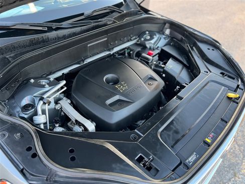 Used 2016 Volvo XC90 T6 Inscription w/ Vision Package image 13