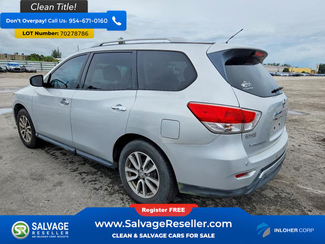 Used 2014 Nissan Pathfinder SV FWD image 3