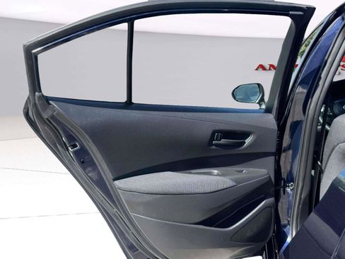 Used 2025 Toyota Corolla LE FWD image 36