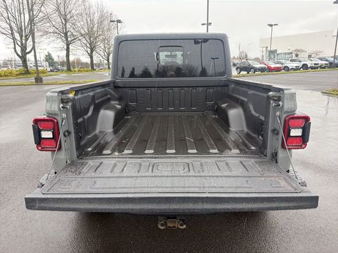 Used 2021 Jeep Gladiator Rubicon w/ Uconnect 4C Nav & Sound Group image 22