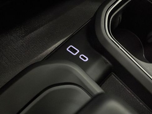 Used 2026 GMC Sierra 1500 AT4 w/ AT4 Premium Package AWD/4WD image 34