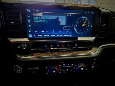 Used 2024 Chevrolet Silverado 1500 LT w/ Protection Package AWD/4WD image 37