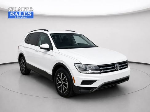 Used 2019 Volkswagen Tiguan SE AWD/4WD image 1
