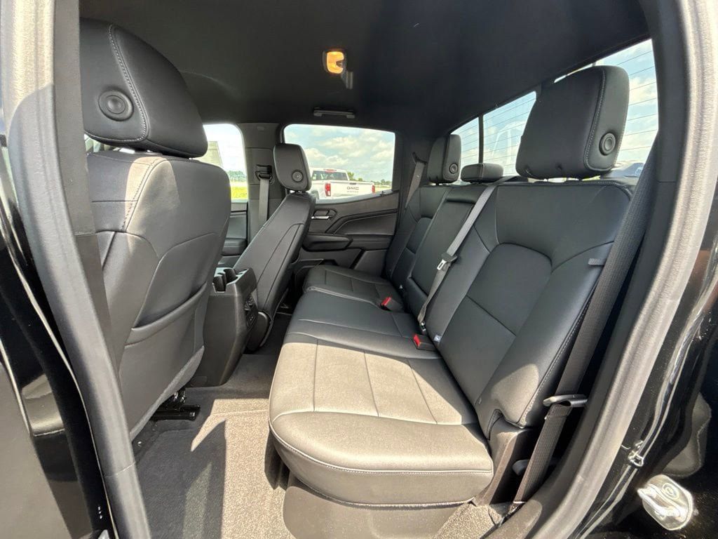 New 2026 Chevrolet Colorado LT w/ LT Convenience Package RWD image 17
