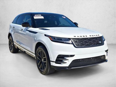 Used 2026 Land Rover Range Rover Velar Dynamic SE image 3