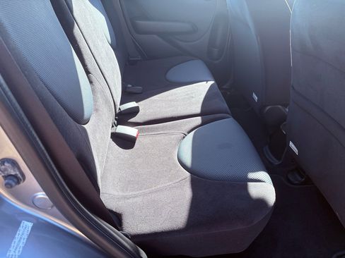 Used 2007 Honda Fit Sport image 11