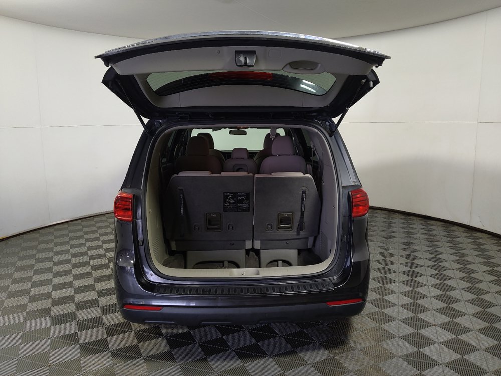 Used 2019 Kia Sedona LX FWD image 29