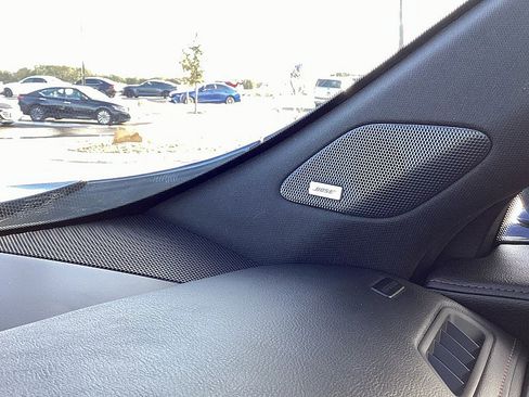 Used 2019 Cadillac XT4 Sport w/ Technology Package image 11