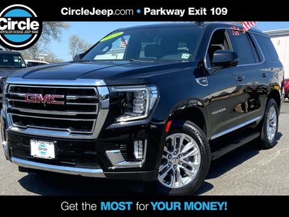 Used 2023 GMC Yukon SLT w/ SLT Premium Package