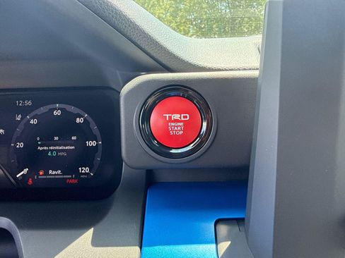 Used 2026 Toyota Tacoma TRD Sport w/ TRD Sport Upgrade Package AWD/4WD image 17